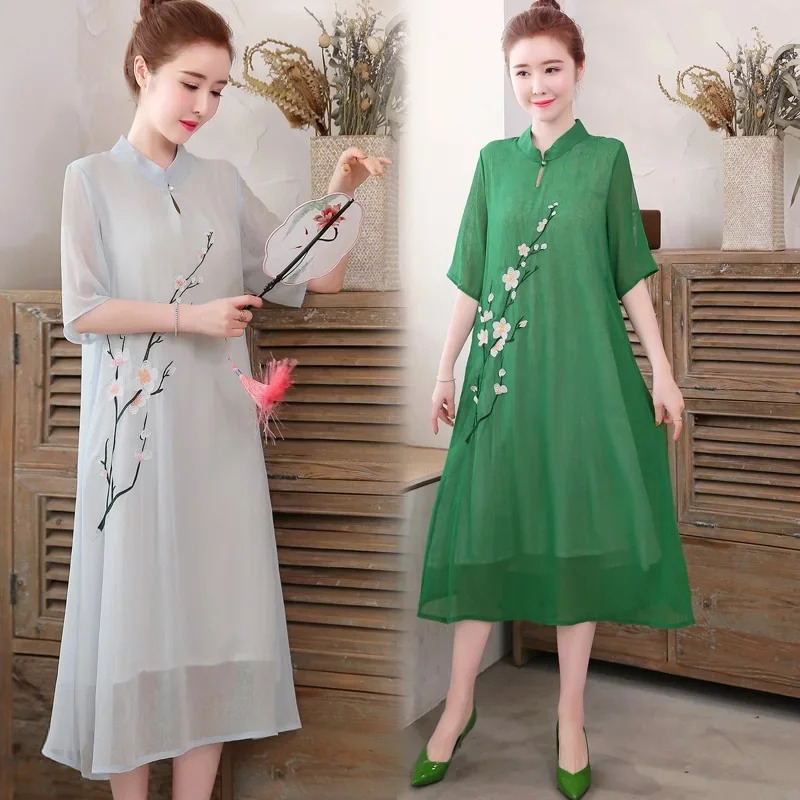 White Chinese Qipao Cheongsam  - Ao Dai Vietnam Dress 评论和价格